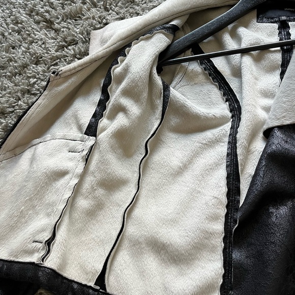 Hurley Faux Leather Lined Black Jacket M Like New! - Picture 4 of 6